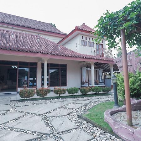 Marry Ind Gunung Kawi Guest House Malang Bumirejo Extérieur photo